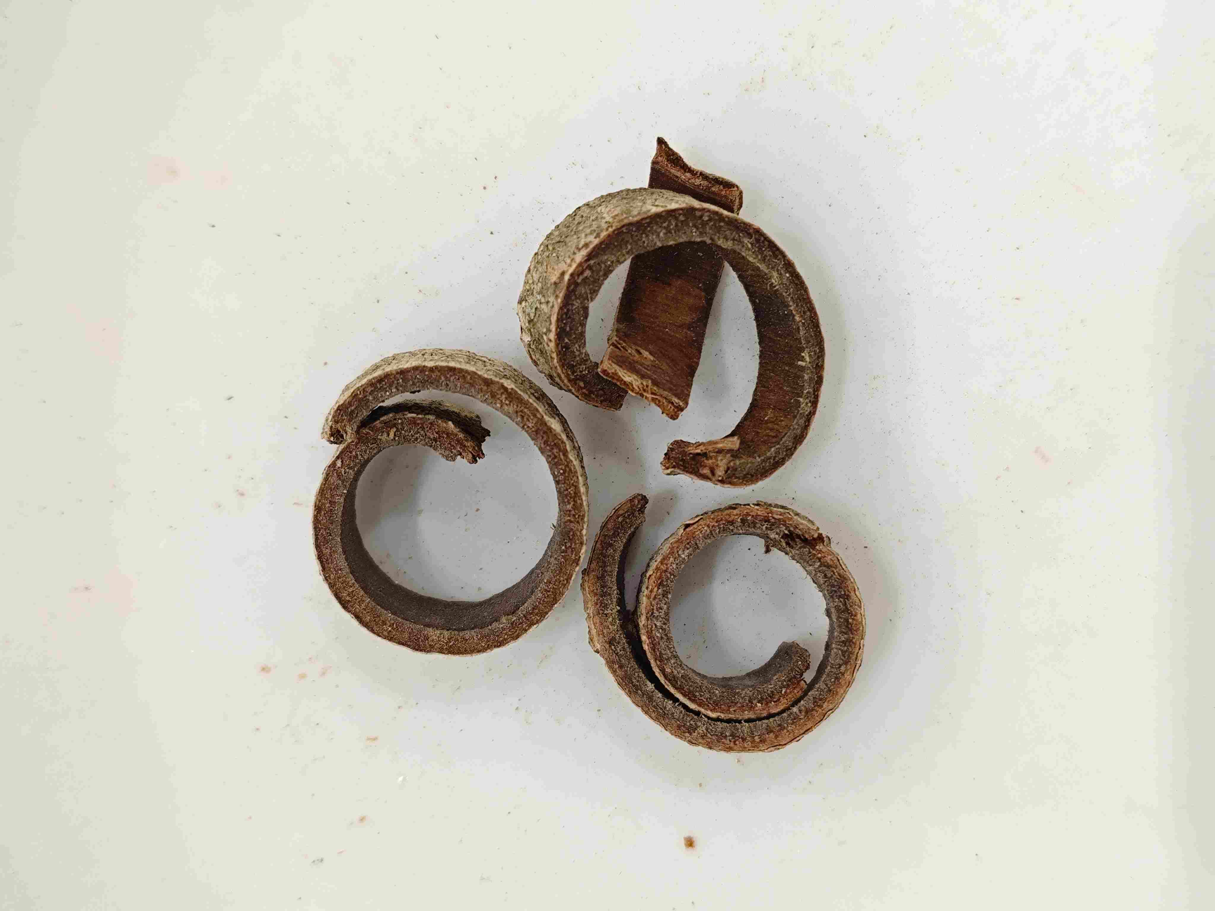 厚朴（H&ograve;up&ograve;）