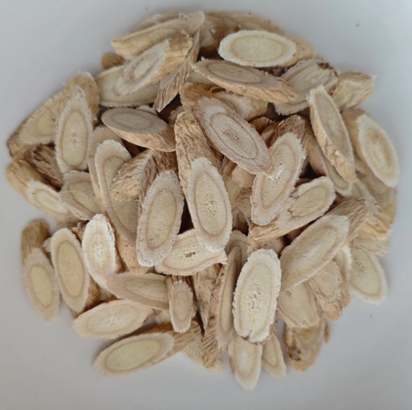 黃耆在傳統中草藥中的用途